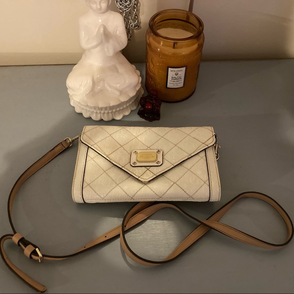 GUESS white quilted crossbody bag